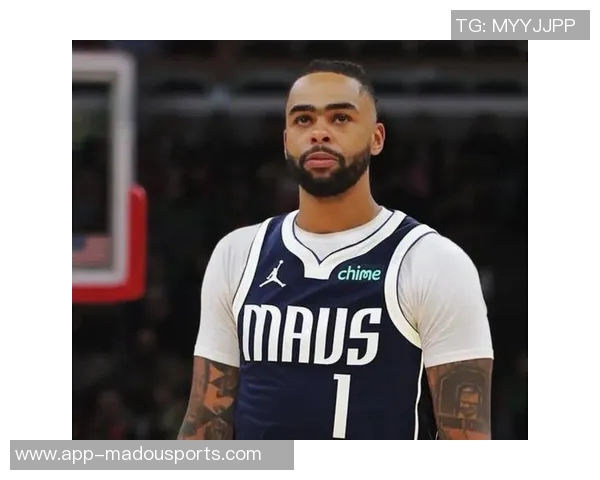 拉塞尔缺阵弗拉格首发控卫开启新试验球队阵容调整引关注