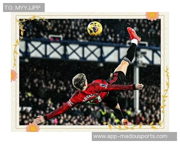 加纳乔创造历史成为首位代表两队欧冠进球的U21球员